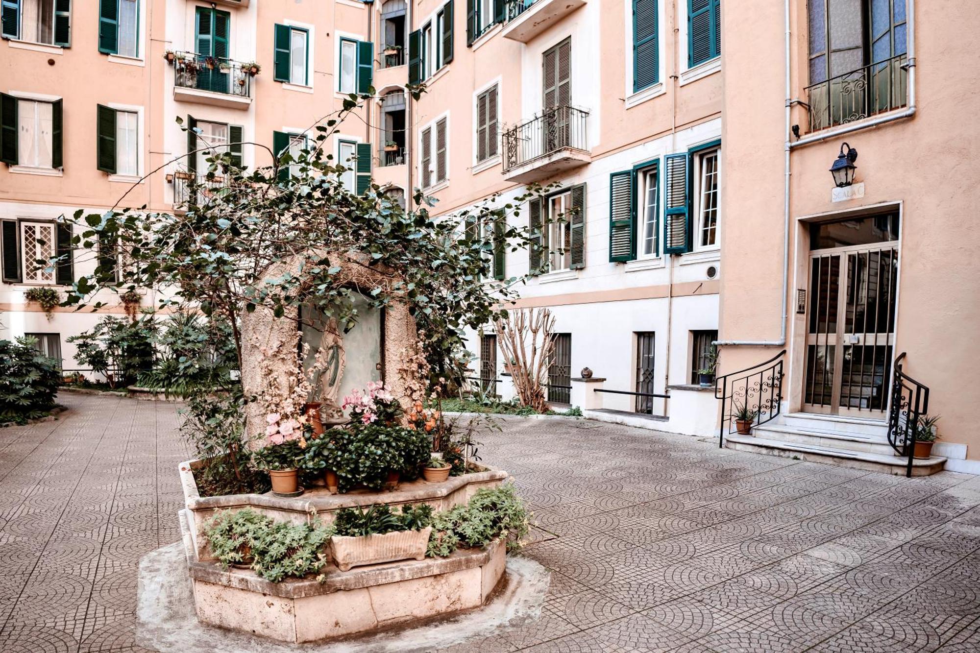 Apartmán Gio House - Palazzo Storico Řím Exteriér fotografie